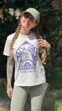 Lade das Bild in den Galerie-Viewer, MutimBauch Shirt beige meliert